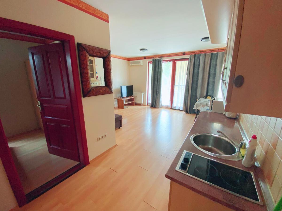 Ddb Apartman Siofok Bagian luar foto